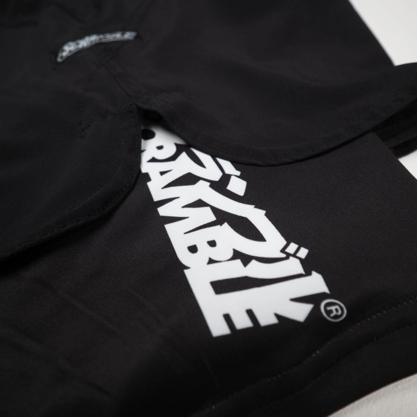 SCRAMBLE COMBINATION SHORTS