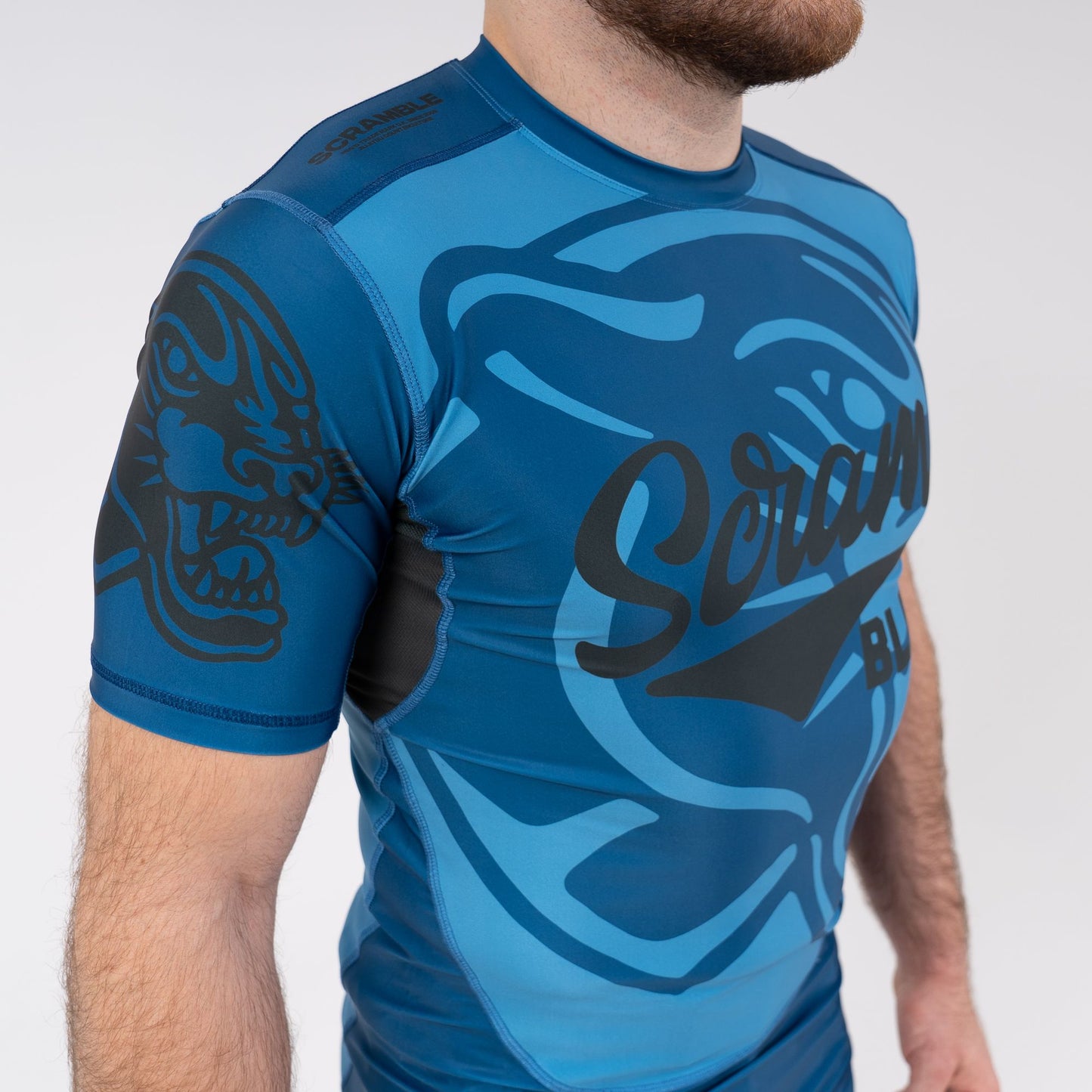 SCRAMBLE PANTHRO RASHGUARD