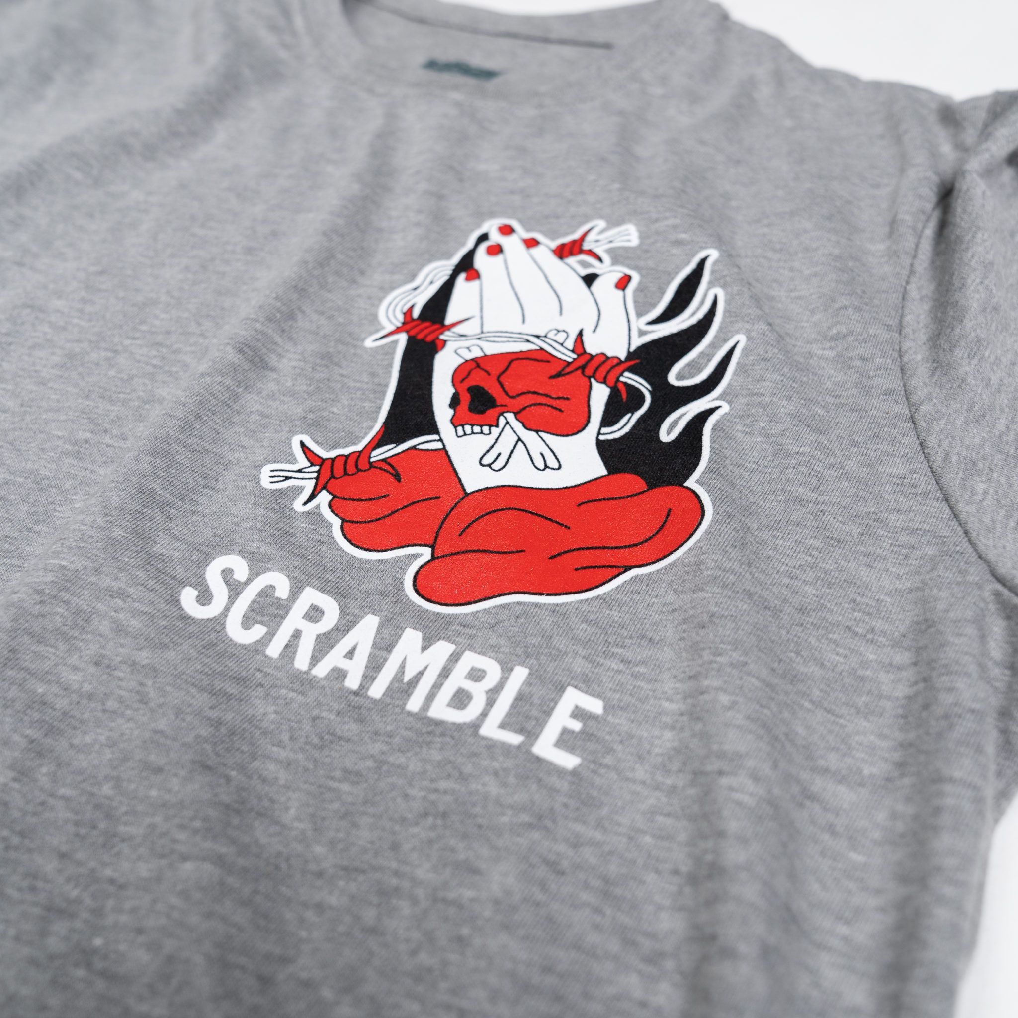 SCRAMBLE PRAYER HANDS TEE